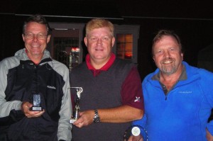 Gutta på toppen av Order of Merit i klasse A, f.v. Trond Syversen, Jan (min er større en din) Røisi og Jon Kittilsen.